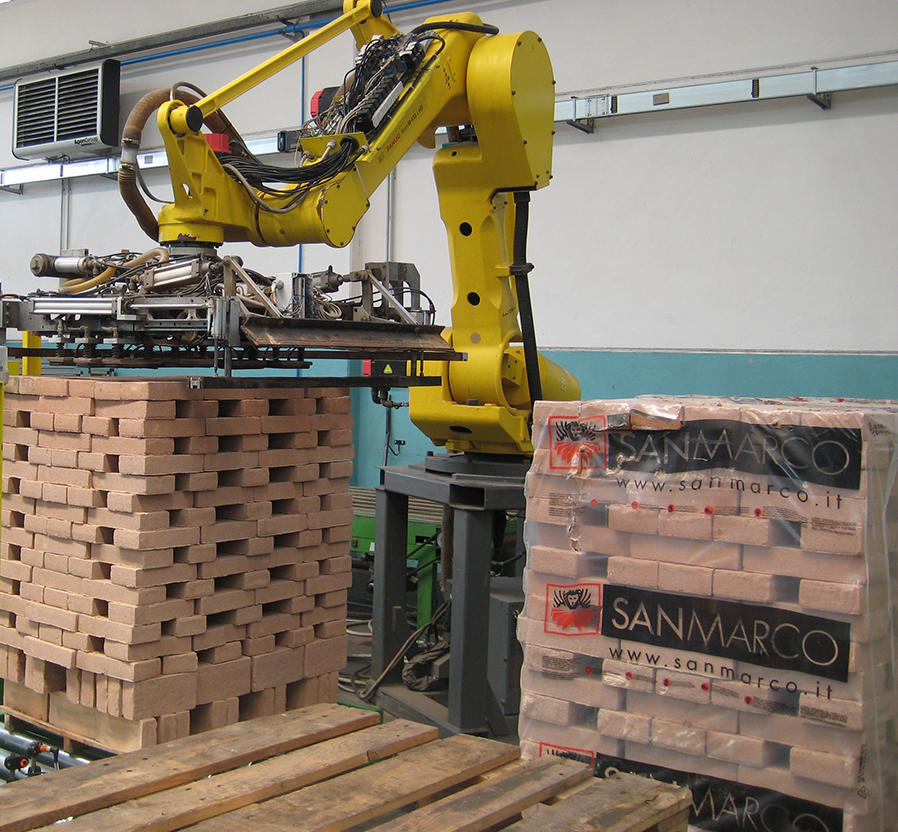 ROBOBRICK - PALLETIZATION AND DE-PALLETIZATION SYSTEM FOR BRICK